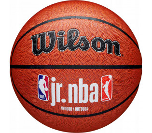 Мяч баскетбольный "WILSON JR.NBA Fam Logo Indoor Outdoor", р.7 композит, бутиловая камера, коричневый